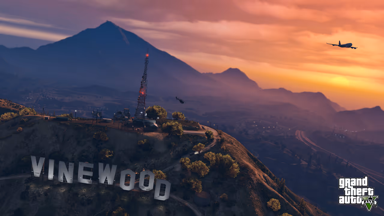 GTA 5, Screenshot, Official, Los Santos, Vinewood Sign, Vinewood Hills, Mount Haan Radio Tower